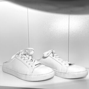 Kenneth Cole Réaction Slip On Slide White Tennis Shoes Women’s size 7